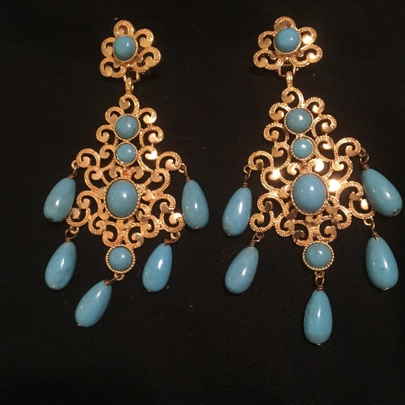 Neiman Marcus Jewelry - Neiman Marcus Turquoise and Gold Clip Earrings